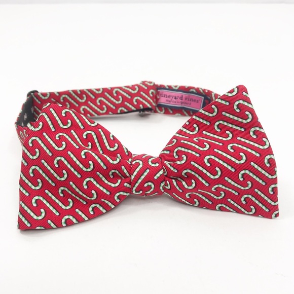 Vineyard Vines Other - Vineyard Vines Christmas Candy Cane Bow Tie NWOT